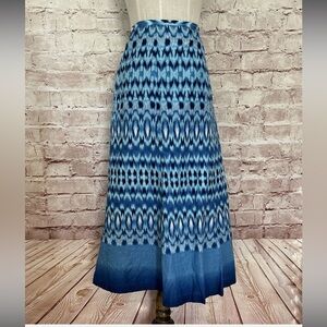 Liz & Co A-Line Blue Ikat Print Crinkle Midi Skirt